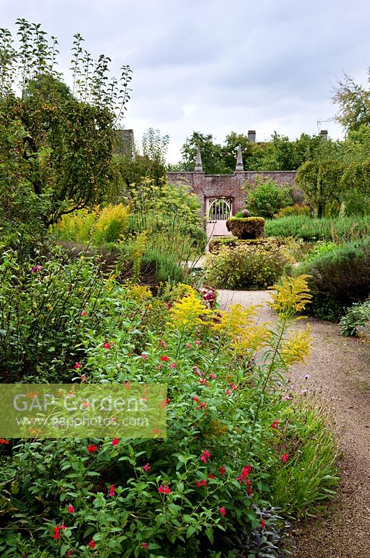 The Walled Garden, Highgrove Garden, septembre 2009.