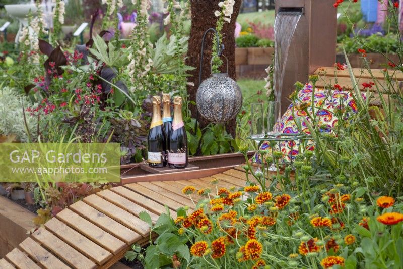 'Wrapped up in Nature' - Magnifiques parterres de fleurs - BBC Gardener's World Live 2018