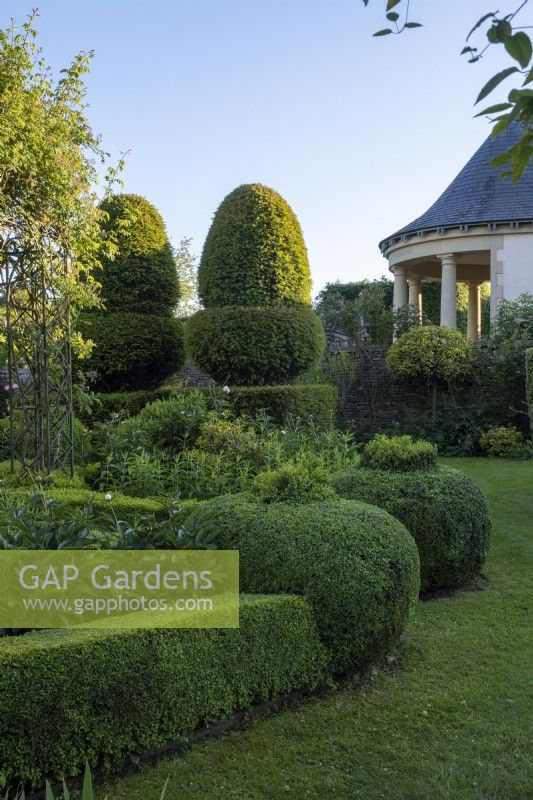 Parterre garden with Yew and Box topiary hedging