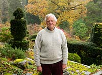Peter Hughes QC, président du Gardens Trust dans son jardin à High Moss, Cumbria