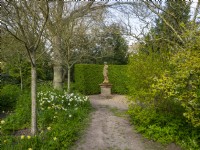 Statue en bois - East Ruston Old Vicarage Gardens, Norfolk