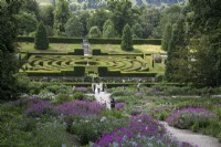 Vue sur le labyrinthe de Chatsworth - juin