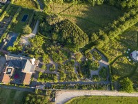 Vue aérienne du jardin sec du jardin biologique Holt Farm 